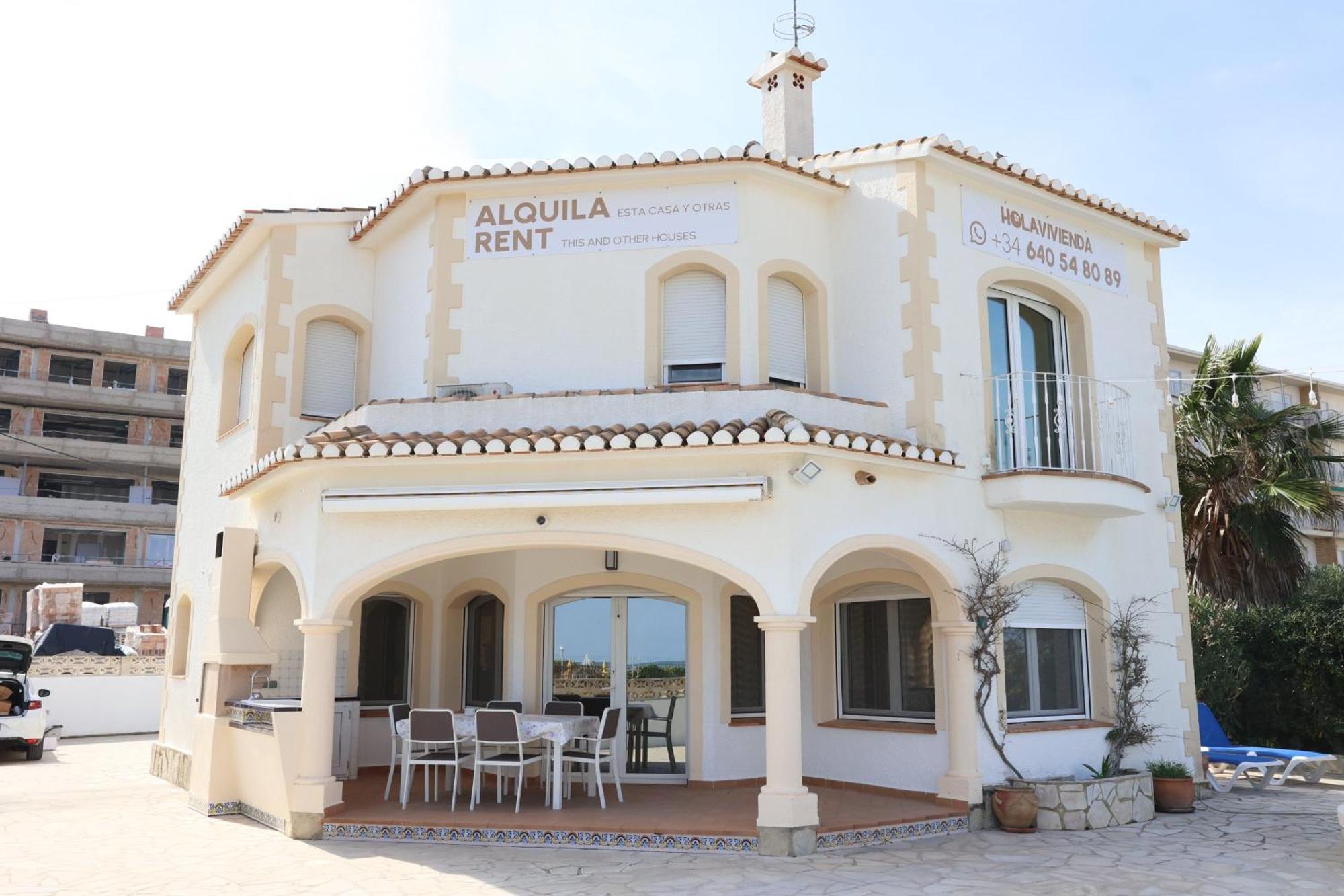 Chalet En La Playa Con Piscina Privada - Holavivienda Inmobiliaria 데니아 외부 사진